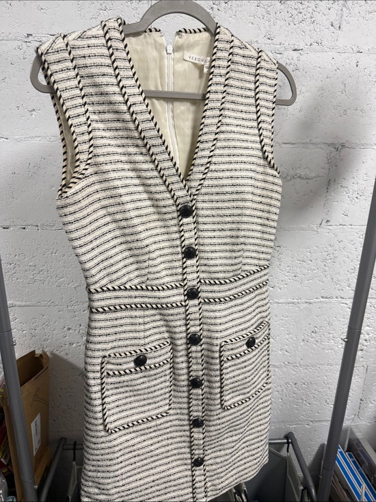 Veronica Beard Dresses & Skirts - Veronica Beard Cream and Black Striped Sleeveless Tweed Mini Dress Size 2